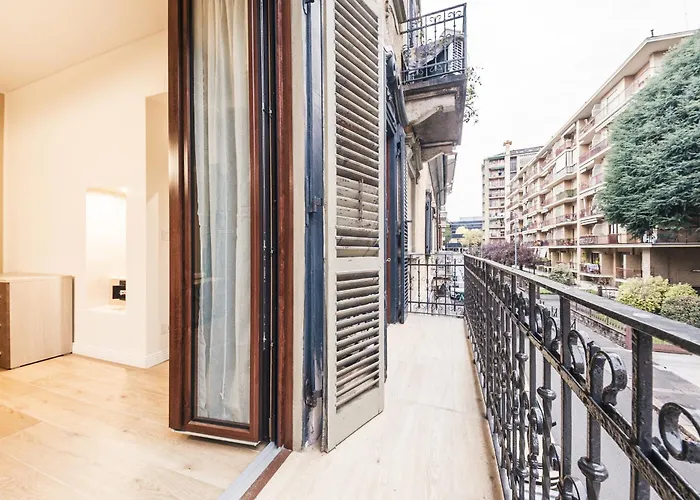 Genova - Lingotto Fiere, Metro, Hospitals Appartamento *