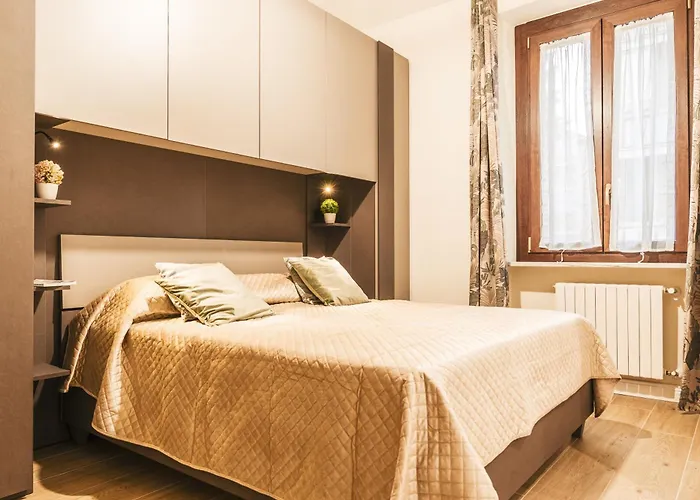 Genova - Lingotto Fiere, Metro, Hospitals * Torino